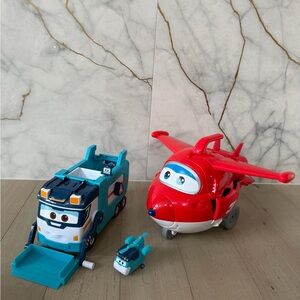 Super wings garbage truck and Jett take off tower